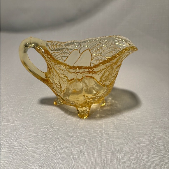 Vintage Indiana Glass Yellow Sweet Pear Sugar & Creamer - Picture 7 of 7